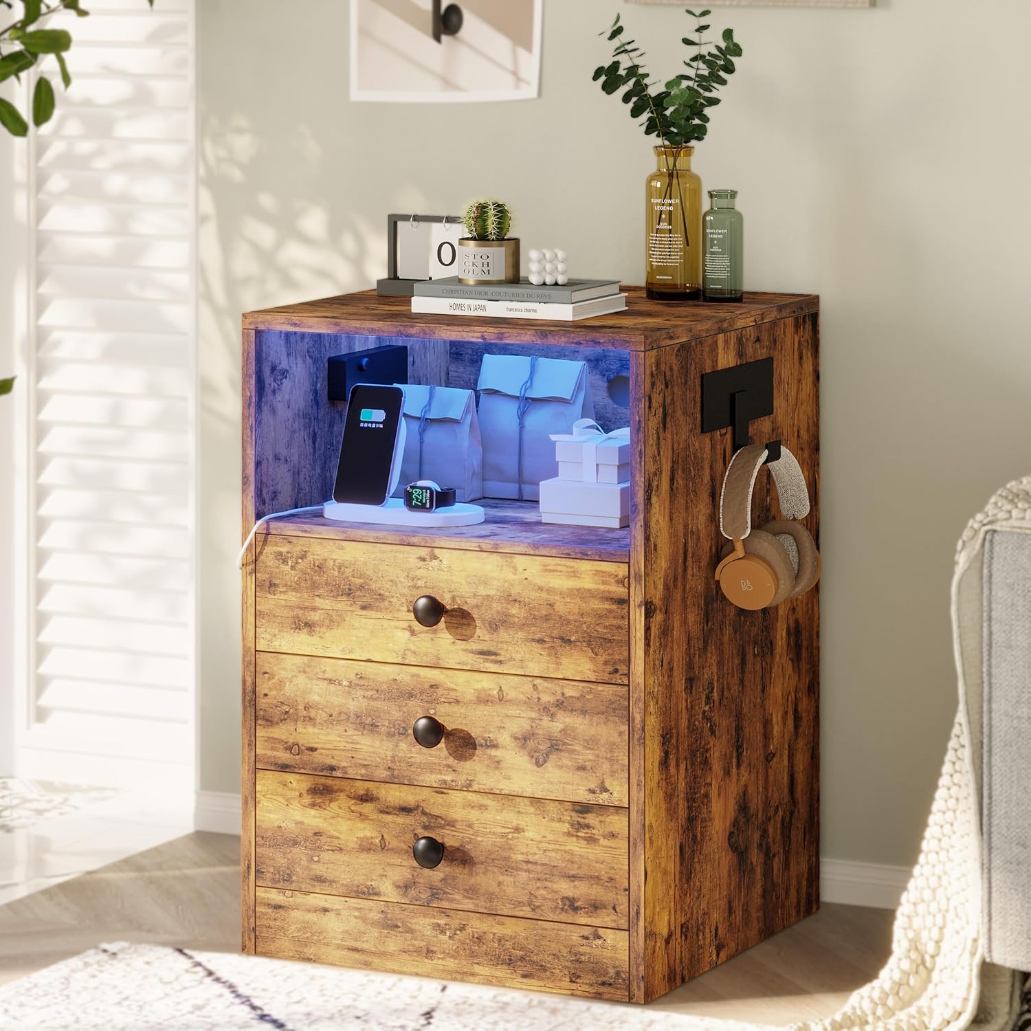 LIKIMIO Retro LED Nightstand