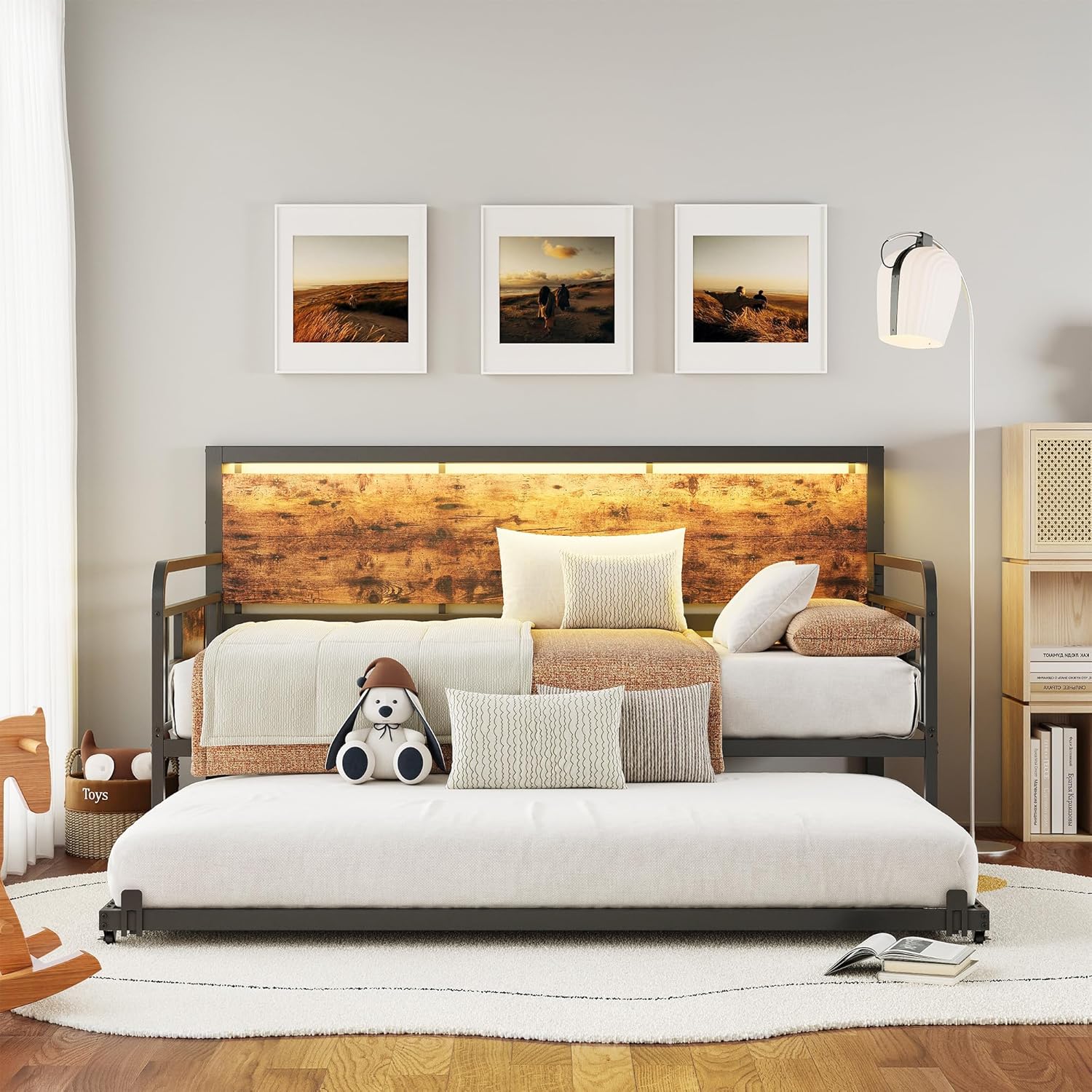 LIKIMIO Retro Pull-Down Sofa Bed