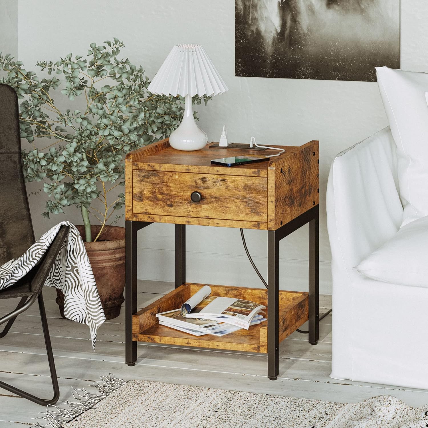 LIKIMIO Retro Charging Nightstand