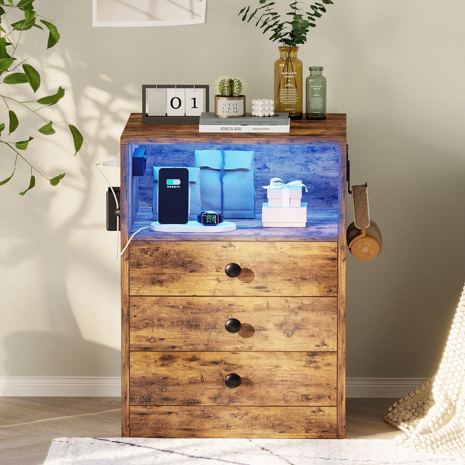 LIKIMIO Retro LED Nightstand